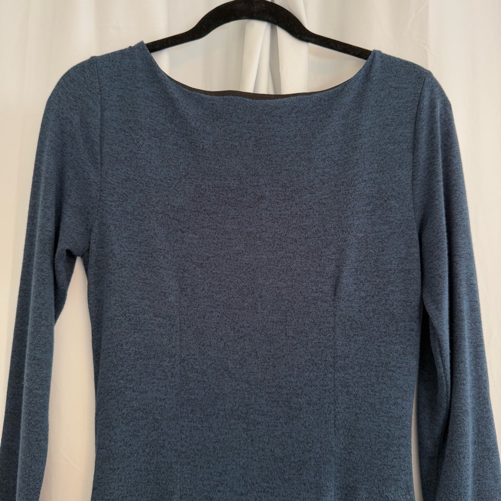 LOFT Blue Ruched Stretch Knit Dress Lined 3/4 Sleeve Women’s Small - Picture 5 of 6